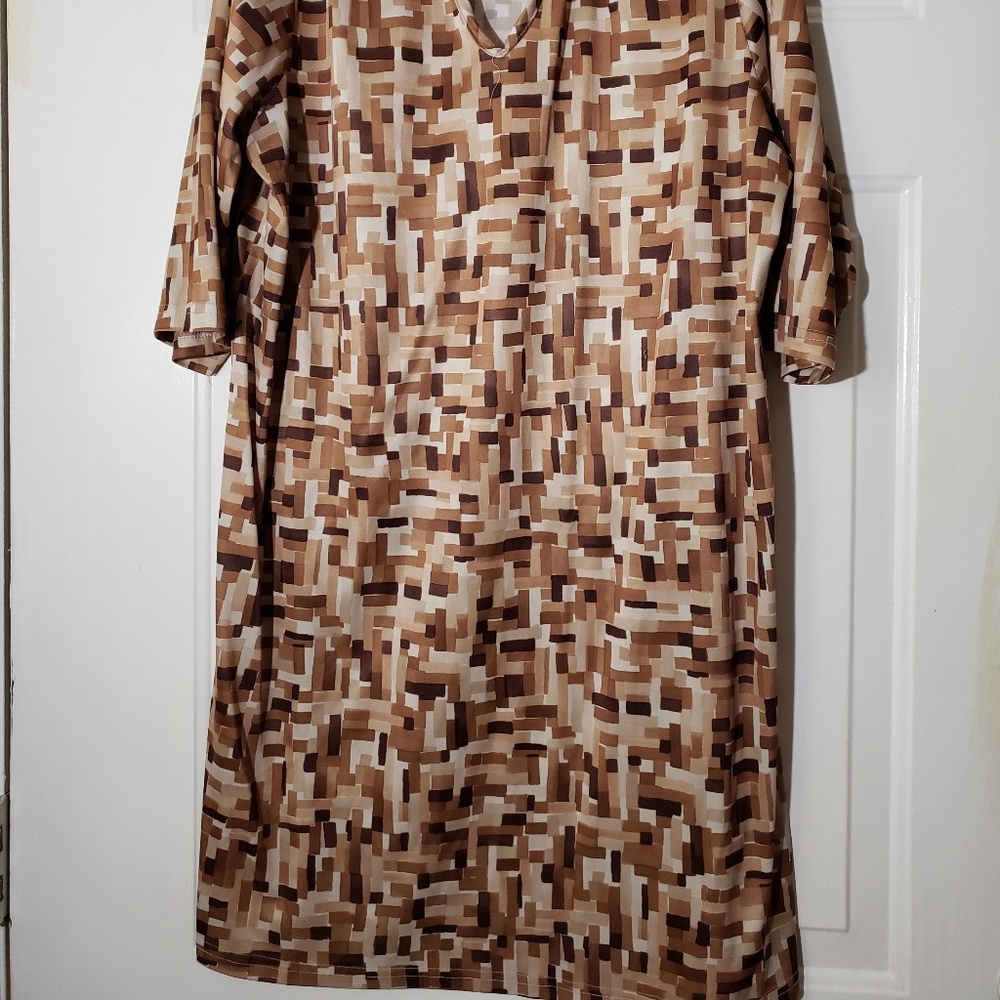 Dress - Picture 2 of 2
